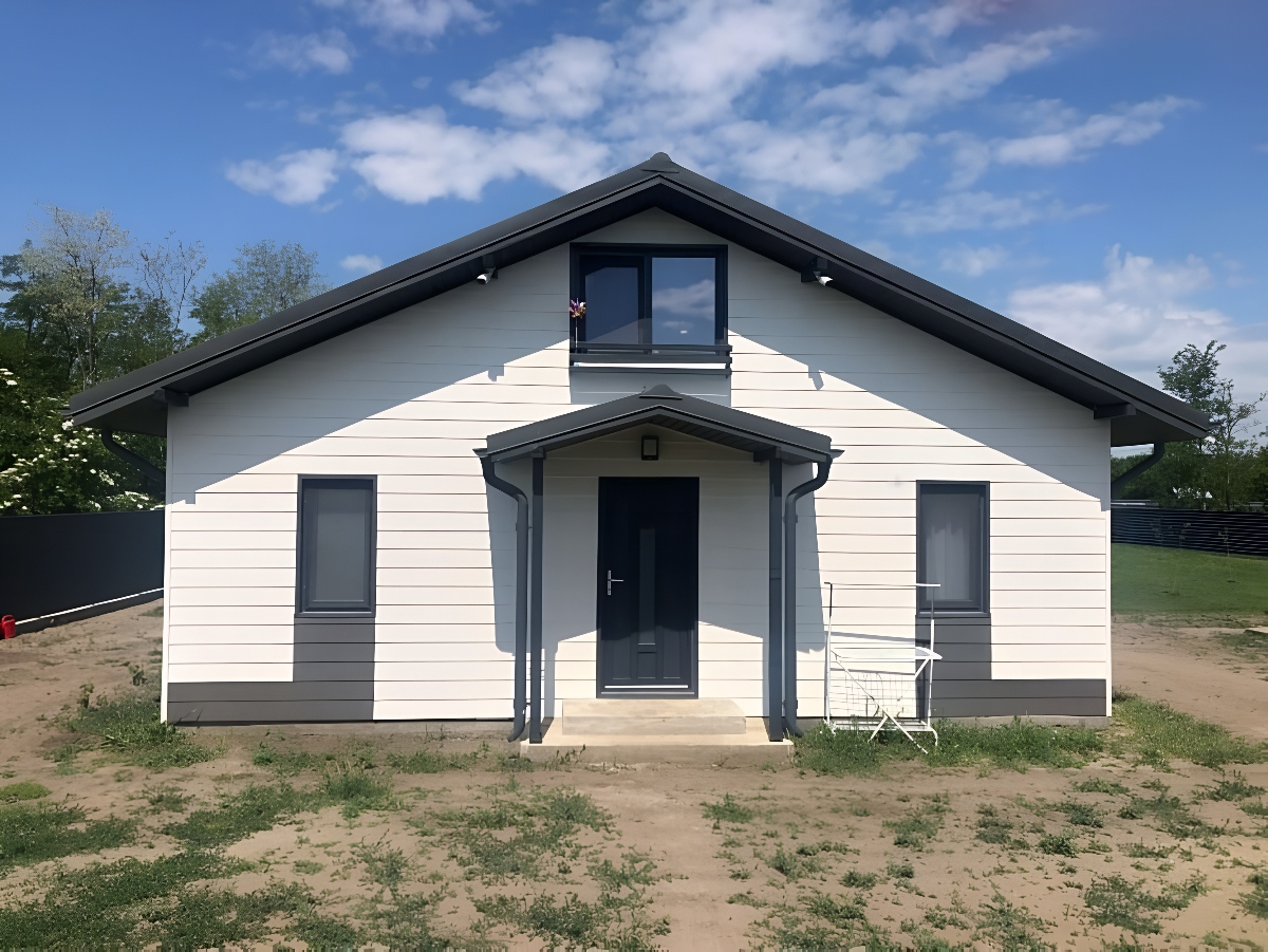 Casă modulară finisată cu siding